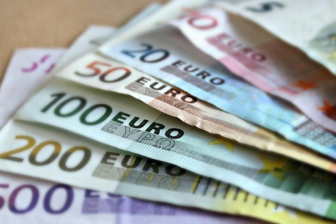 Za študente v stiski na voljo 44.000 evrov