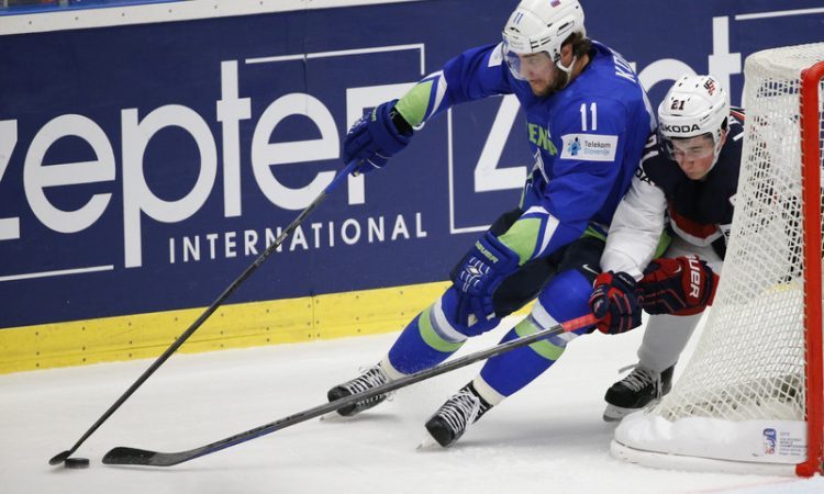 Kopitar z dvema točkama pomagl kraljem do zmage proti Torontu