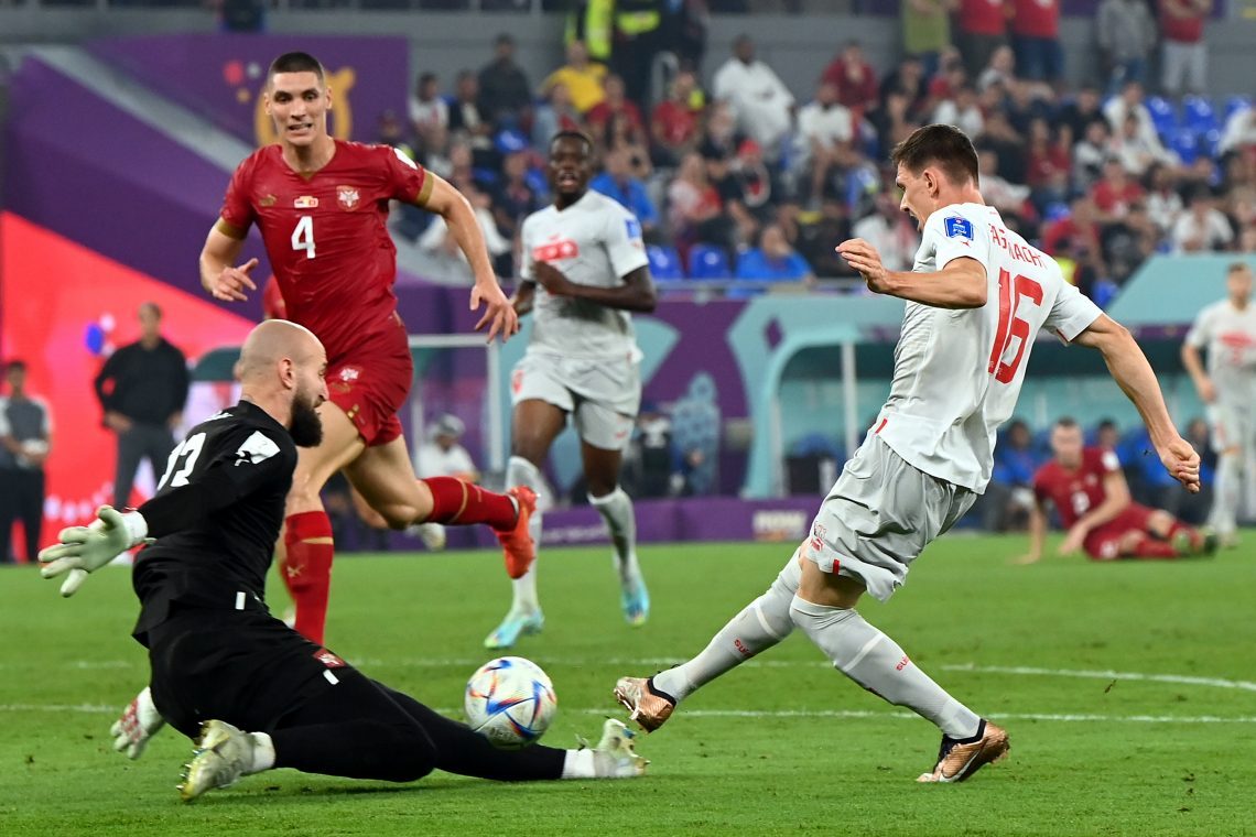 Švicarji po zmagi nad Srbi do boja s Portugalci v osmini finala SP