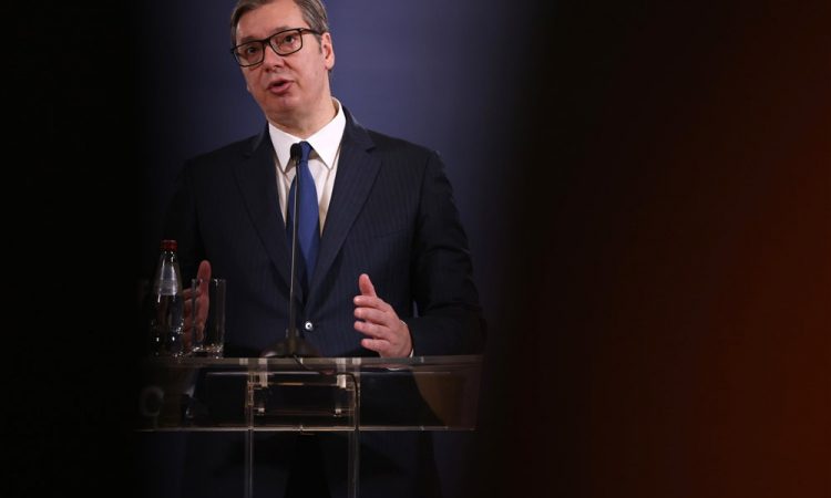 Vučić po zasedanju sveta za nacionalno varnost pozval k zadržanosti