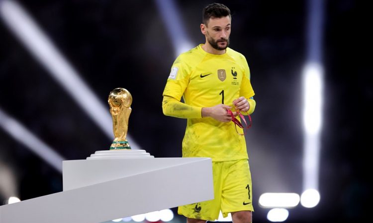 Lloris končal reprezentančno pot