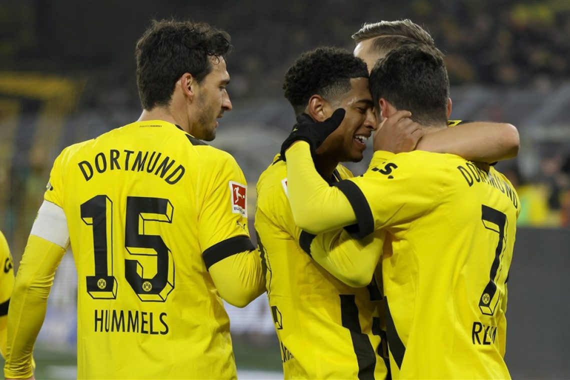Dortmund po razburljivi tekmi do zmage, Leverkusen zmagal v Gladbachu