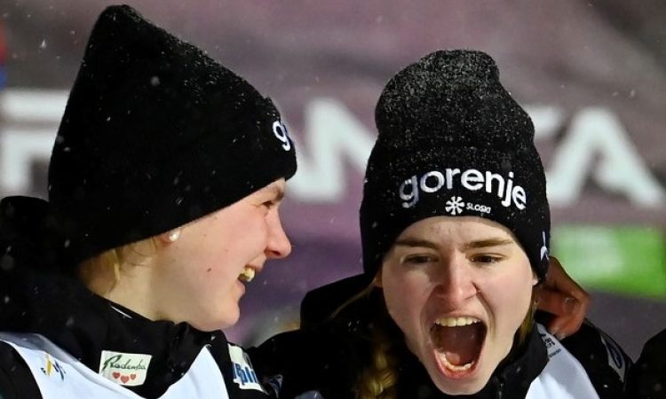 Danes v Planici tri končne odločitve, skakalke v boj za kolajne