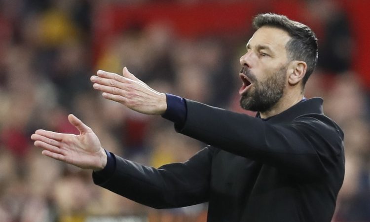 Van Nistelrooy krog pred koncem prvenstva zapustil PSV