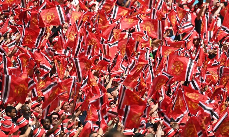 Po boju z demenco umrl nekdanji branilec Manchester Uniteda 