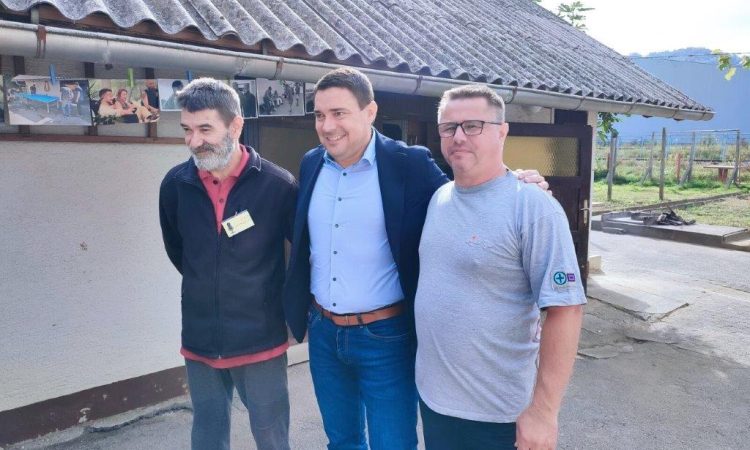V Mestni občini Velenje župan obiskal uporabnike Centra za brezdomne osebe