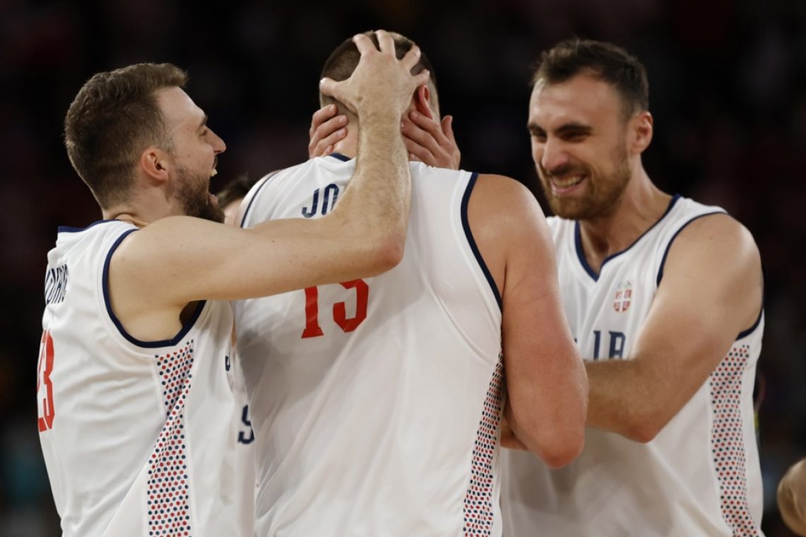Srbski košarkarji po velikem preobratu in podaljšku v polfinale OI