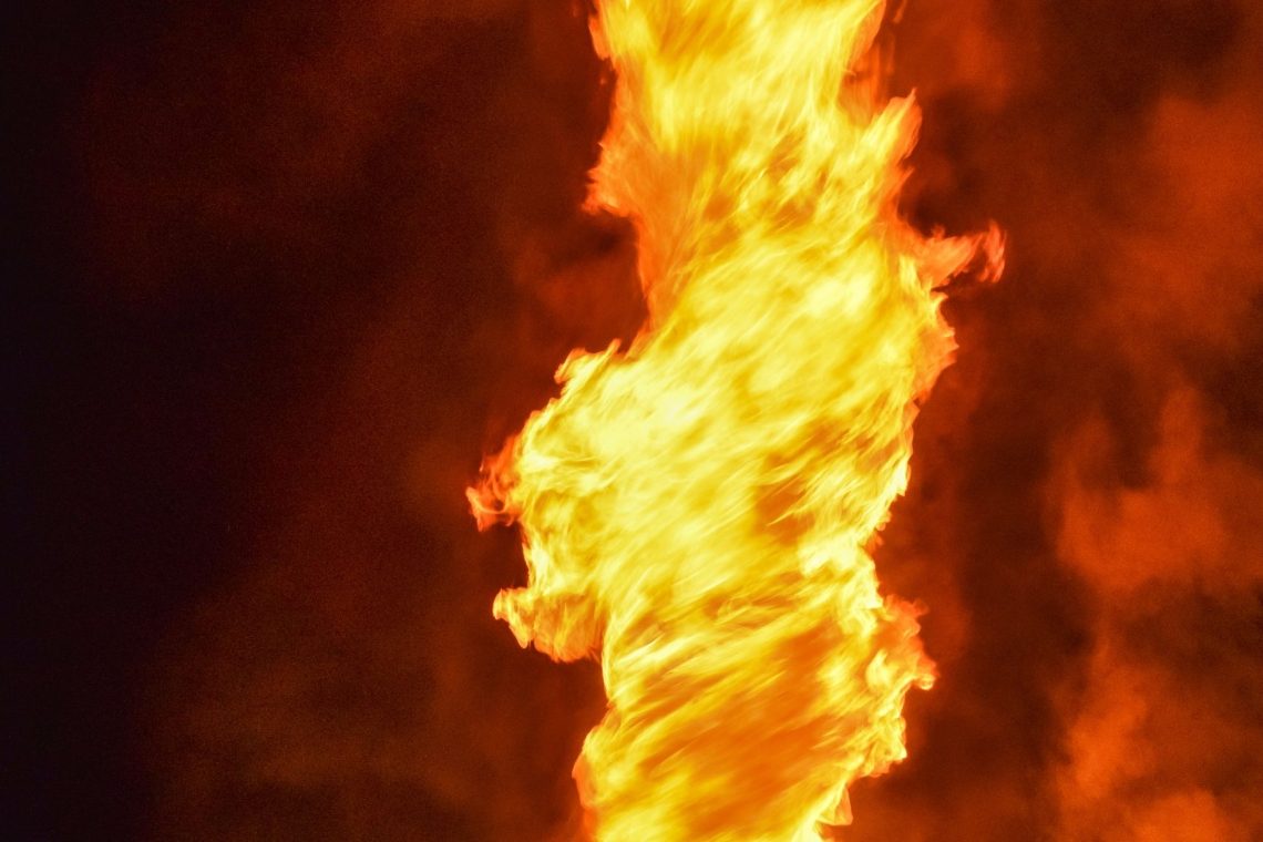 Zagorela pralnica v Luciji, evakuirali bližnje stanovalce