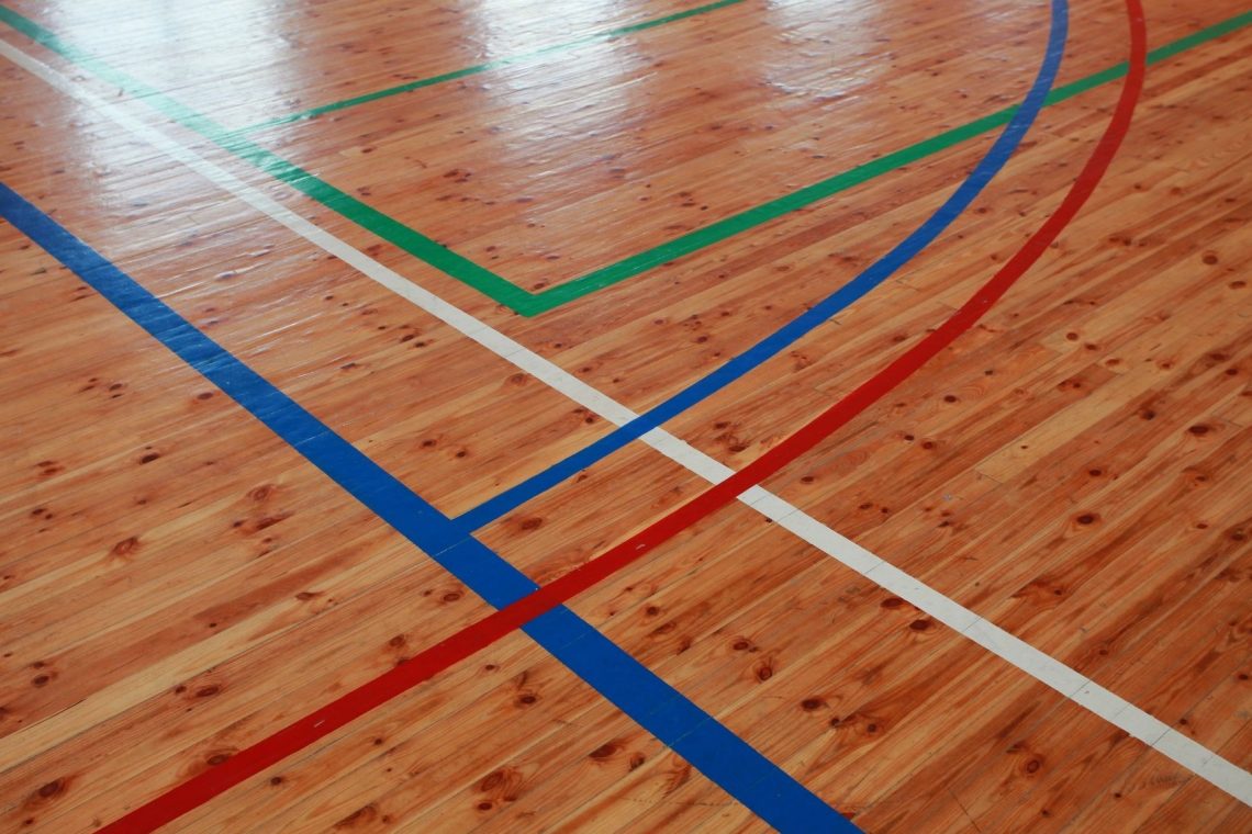 Nove športne dvorane v Bovcu zaradi počenih nosilcev ne morejo uporabljati