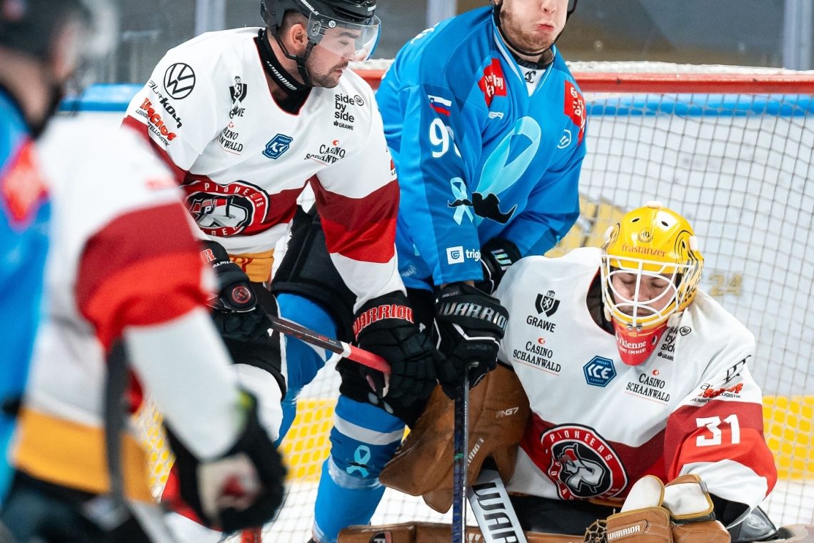 Hokejisti Olimpije Ljubljane so doma premagali Pioneers Voralerberg s 4:2 