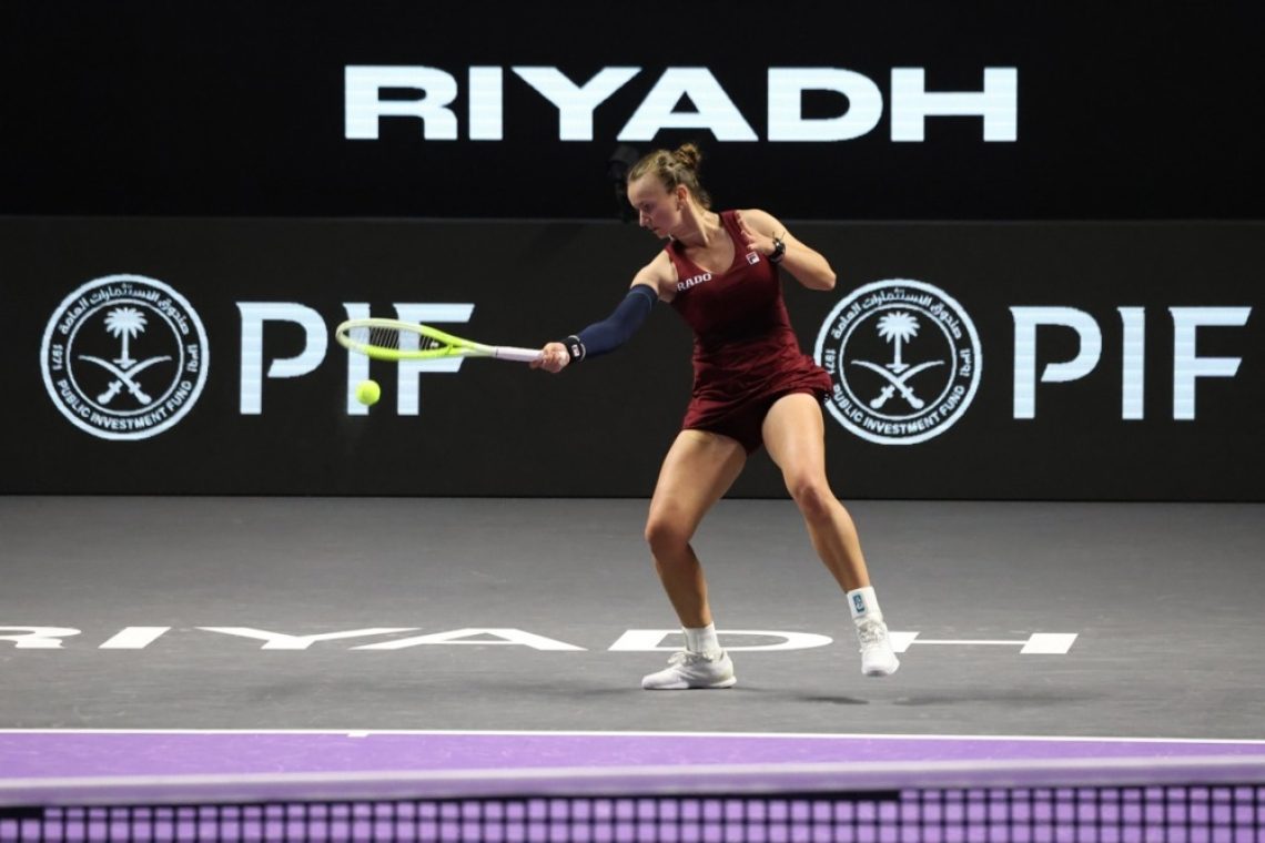 Zheng Qinwen in Coco Gauff za prestižno zmago v Rijadu