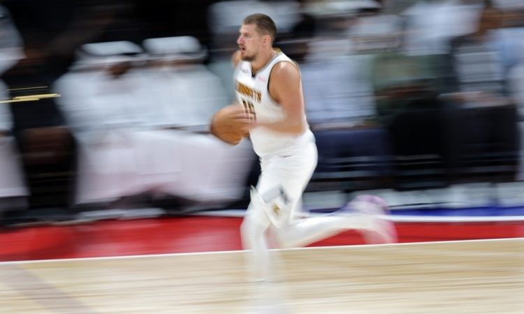 Dallas kljub vročemu Irvingu iz Denverja s tesnim porazom
