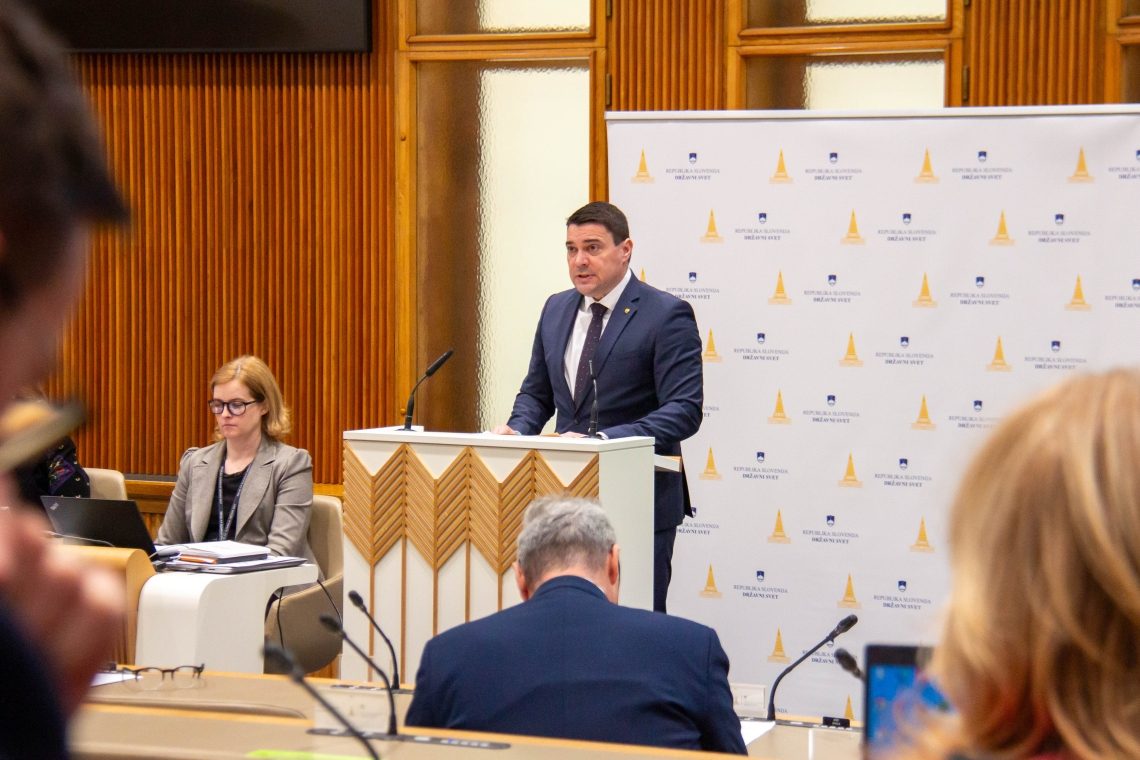 Pobuda za sofinanciranje gradnje gasilskih domov prejela soglasno podporo Državnega sveta