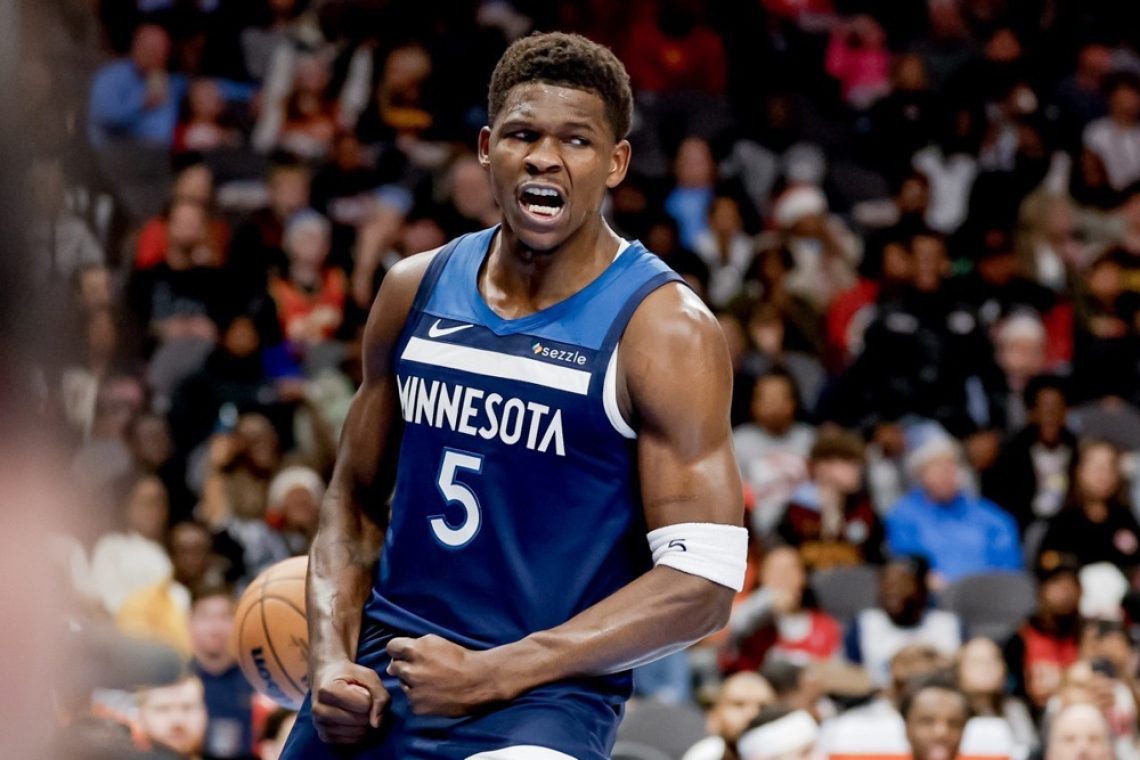 Edwards po novi kazni z 41 točkami za zmago Minnesote