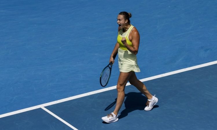 Sabalenka že v osmini finala, v igri tudi Alcaraz in Đoković