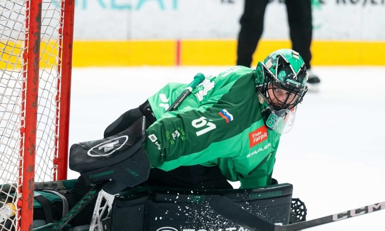 Hokejisti Olimpije Ljubljane so izgubili s celovškim klubom KAC s 3:6