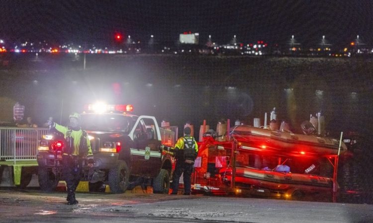  Trčenje potniškega letala in vojaškega helikopterja pri Washingtonu