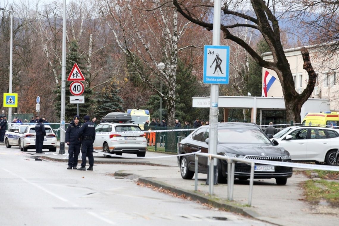 Več zagrebških šol prejelo grožnje o bombah, učenci na varnem