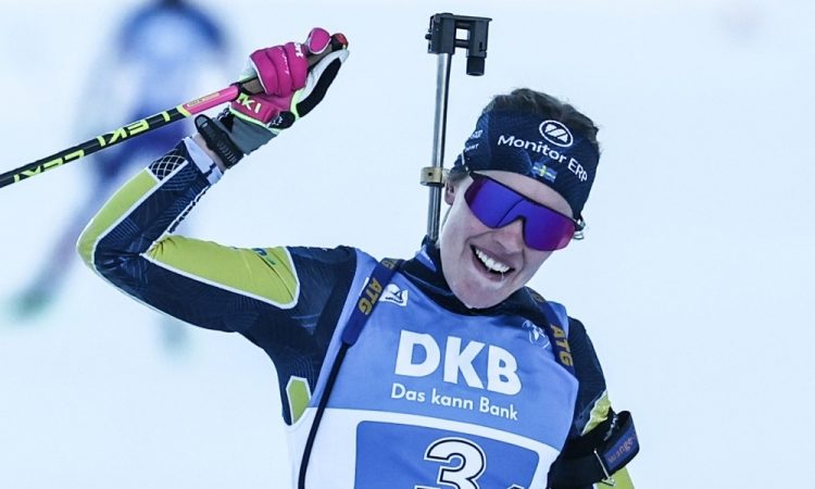 Elvira Öberg do naslova v skupinskem startu, Lampič 16.