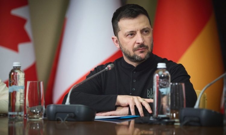 Ukrajinski parlament zavrnil resolucijo o podpori Zelenskemu