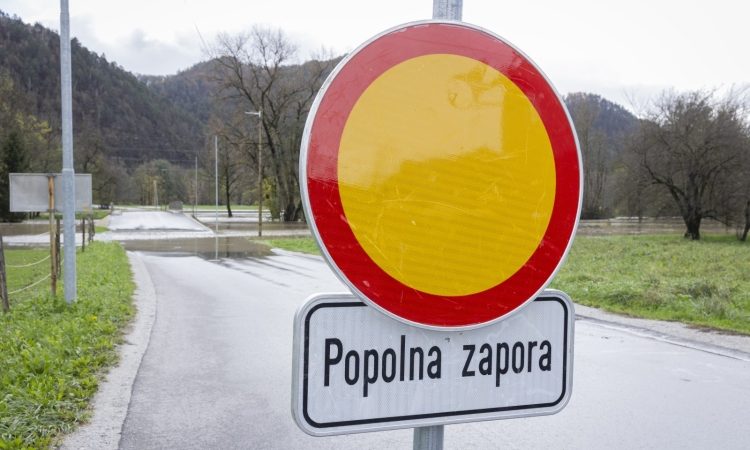 Zapora Vodovodne ceste zaradi obnove