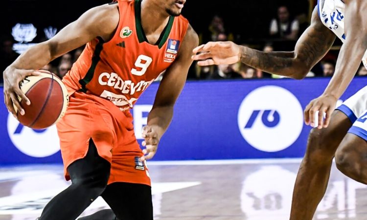 Košarkarji Cedevite Olimpije so po podaljšku izgubili s Spartakom z 90:99