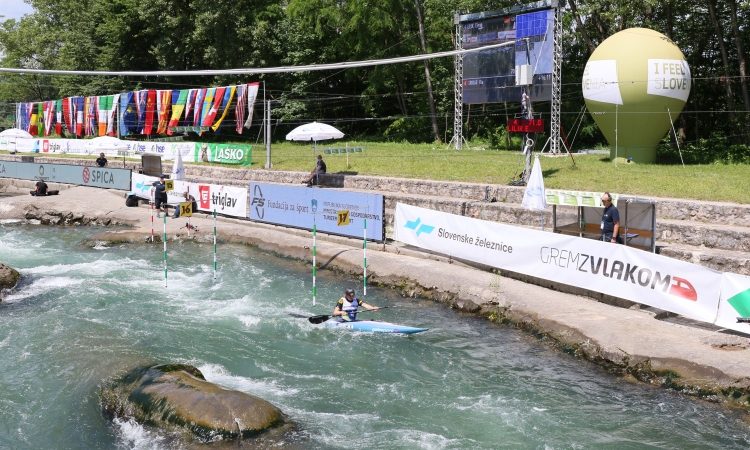 Na I Feel Slovenia pokal v slalomu prihajajo tekmovalci iz 18 držav