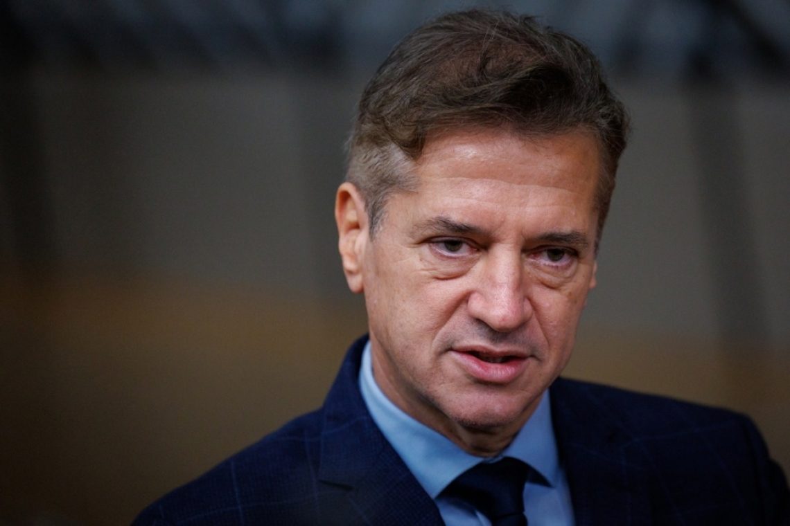 Golob ob veliki noči pozval k sočutju in veri v moč skupnosti