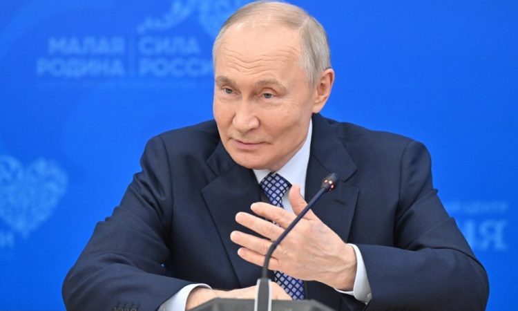 Putin izrazil pripravljenost za neposredne pogovore z Ukrajino