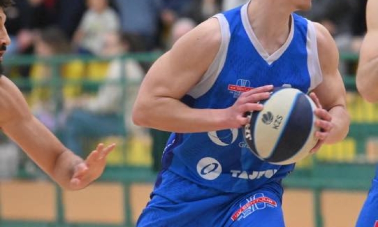 Košarkarji Šentjurja so premagali Rogaško z 80:77