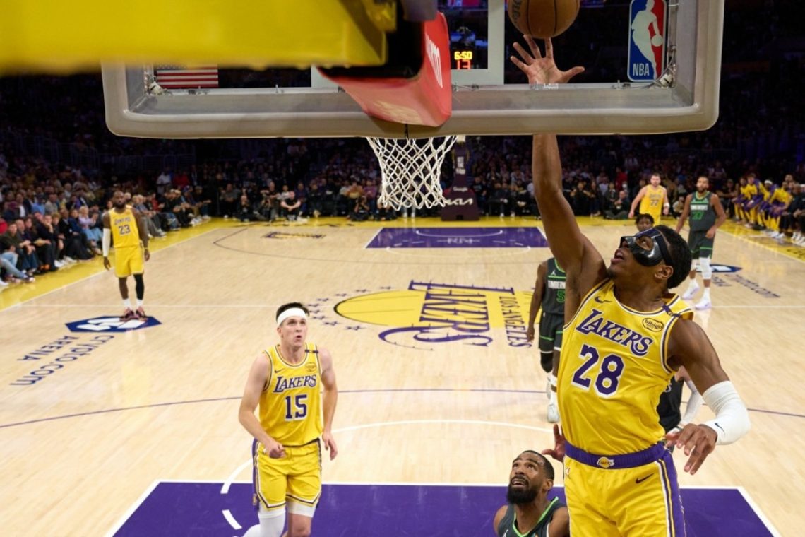 Volkovi izenačili končnico NBA proti bojevnikom