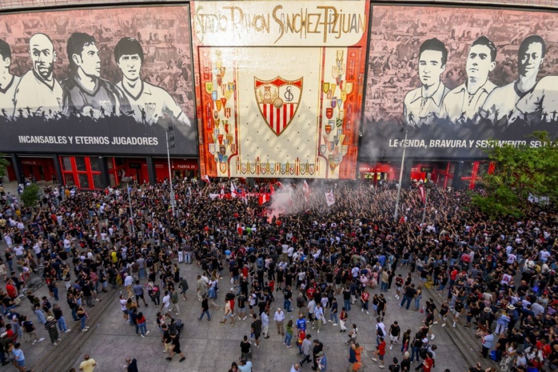 Navijači Seville po novem porazu napadli igralce svojega kluba 