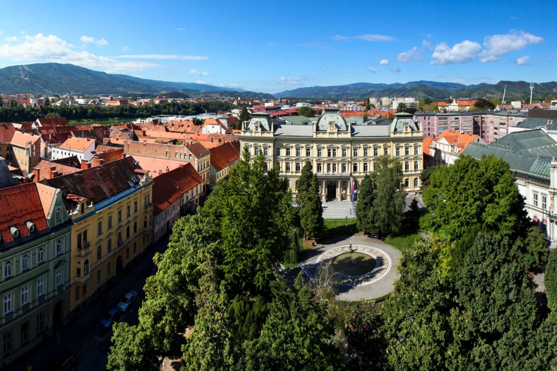 Univerza v Mariboru potrjuje naložbo v center fotonskih in nano tehnologij