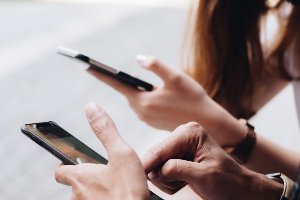 Goljufi znova napadajo prek SMS sporočil z izgovorom o novi številki