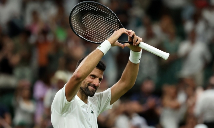 Đokoviću v Wimbledonu pomagale zdravnikove tablete pri želodčnih težavah
