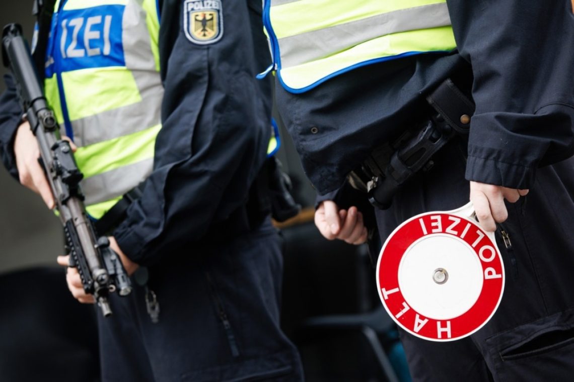 Nemška policija aretirala tri osumljence načrtovanja državnega udara