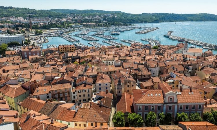 Izolski občinski svet podprl investicijo v šolo za otroke s posebnimi potrebami v Strunjanu