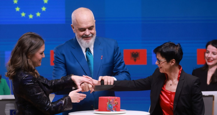 Albanija odprla še zadnji sklop pogajanj za vstop v EU