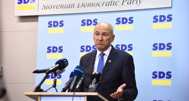 Anketa: SDS vodi, večina podpira Šutarjev zakon