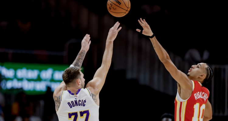 Dončić s trojnim dvojčkom popeljal Lakers do zmage v Salt Lake Cityju