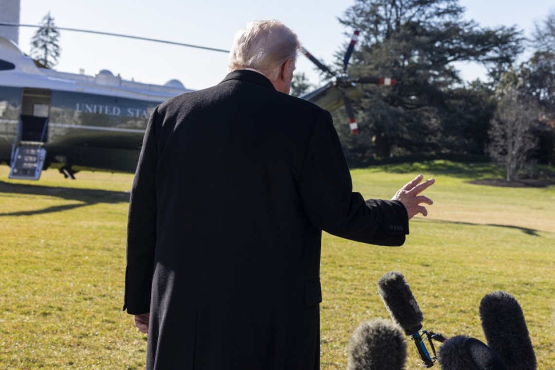 Trump pozval Irance naj nadaljujejo upor in jim obljubil pomoč