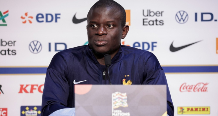 N'Golo Kante se seli v Fenerbahče