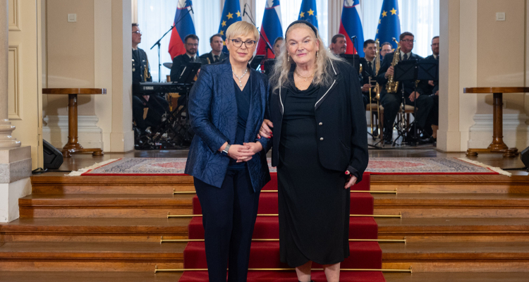 Predsednica republike vročila red za zasluge Eldi Viler