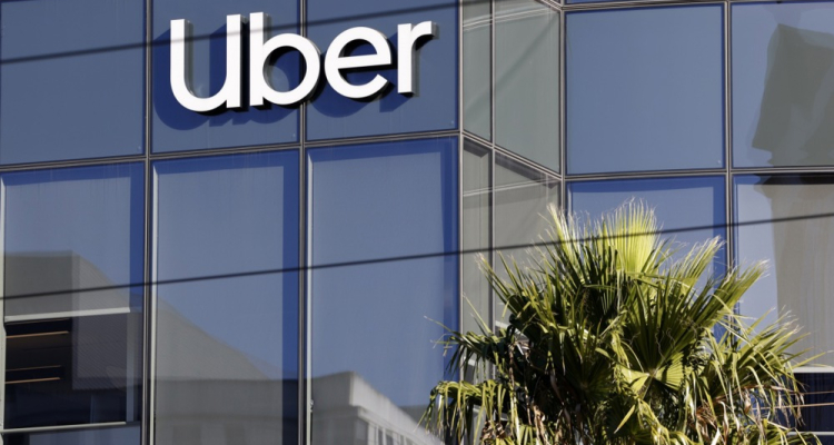 Uber začel delovati tudi v Mariboru