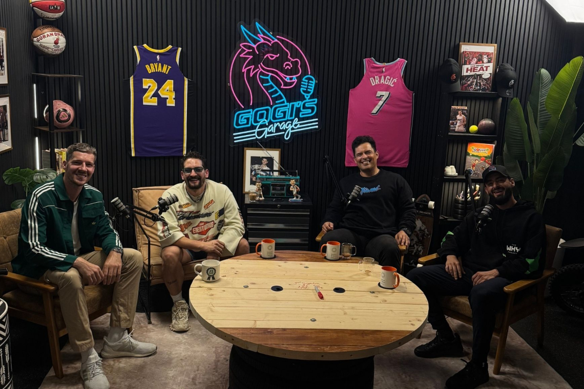 Dragić z novim podcastom odpira vrata svoje garaže